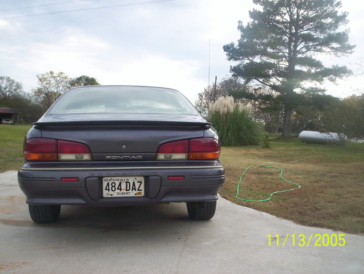 Name:  1993_pontiac_bonneville_sle_2.jpg
Views: 14
Size:  204.5 KB