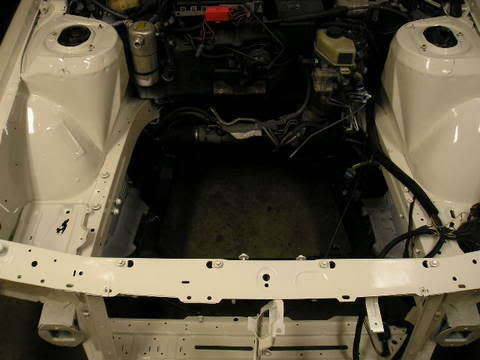 Name:  PaintedEngineCompartment2.jpg
Views: 99
Size:  24.2 KB